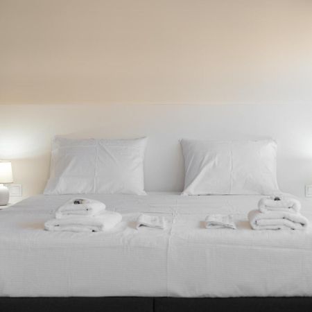 Acropolis View Window Retreat In Monastiraki Apartment เอเธนส์ ภายนอก รูปภาพ